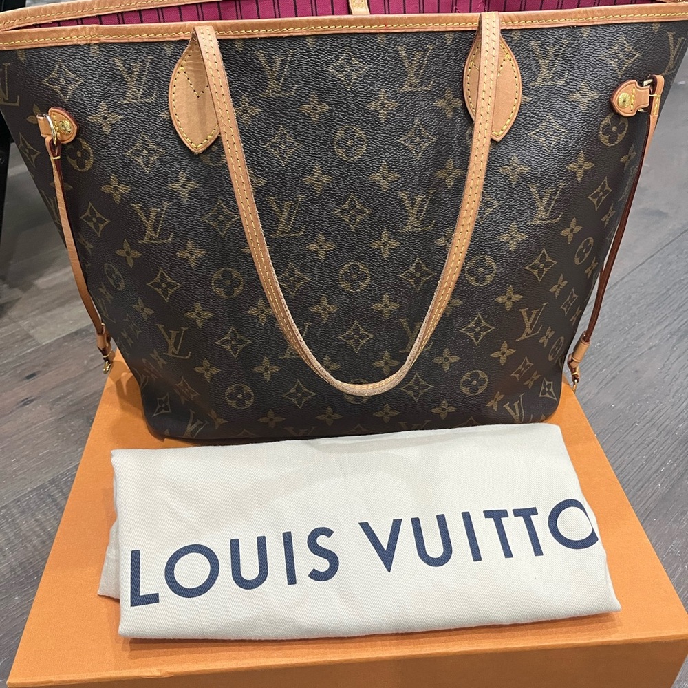 Louis Vuitton Neverfull MM Brown Monogram Tote